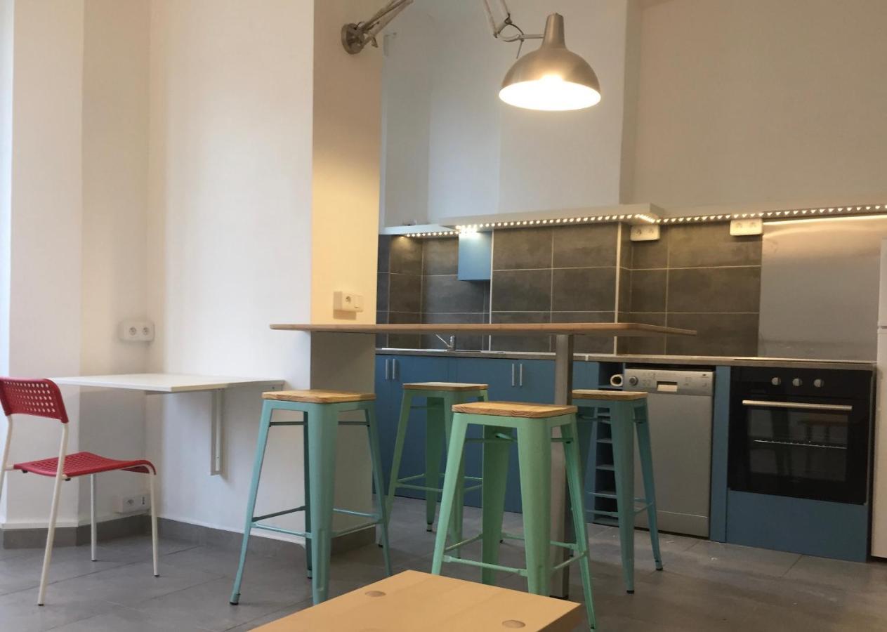 Confort, Central Studio Apartment Тулон Екстериор снимка