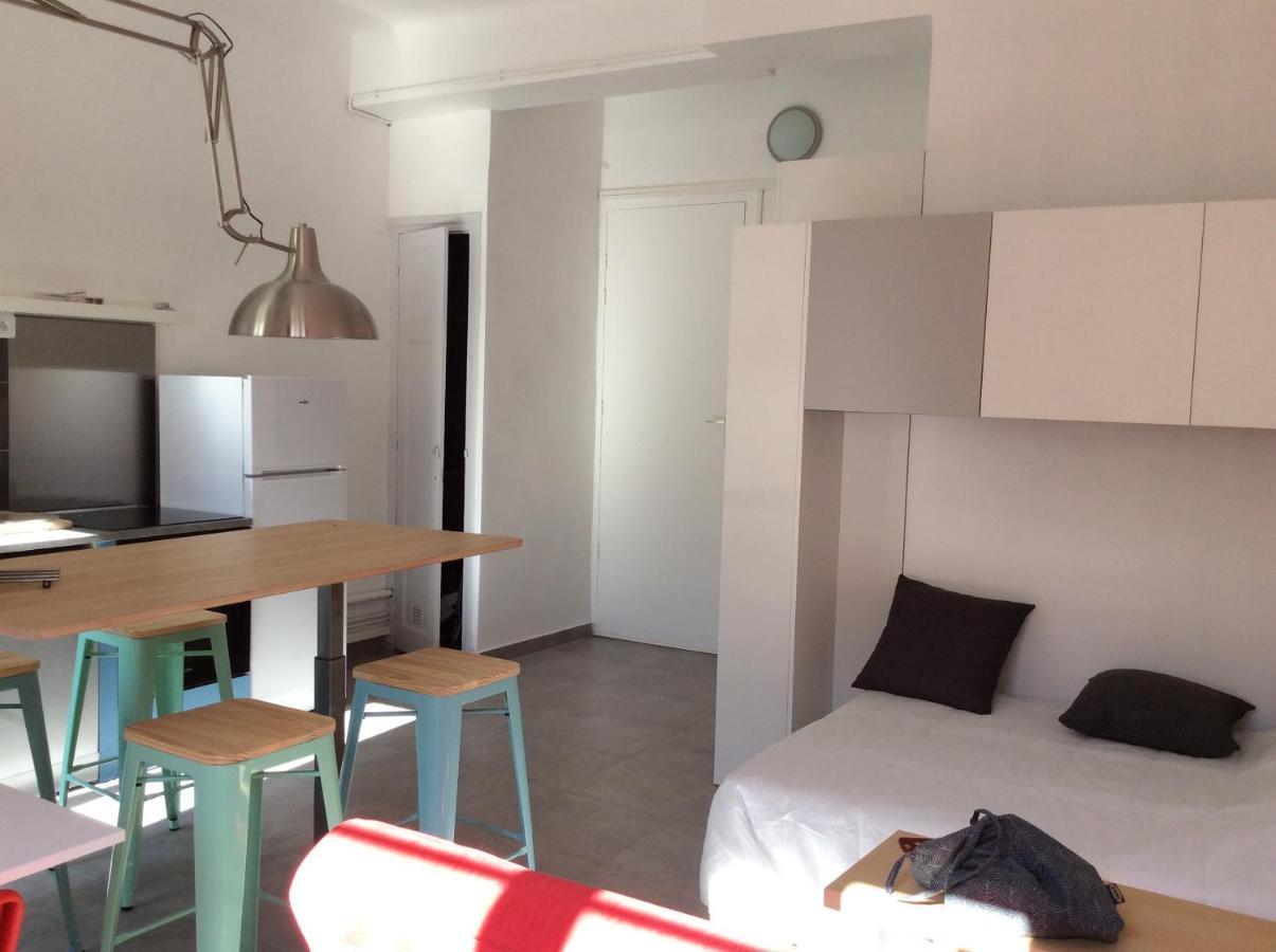 Confort, Central Studio Apartment Тулон Екстериор снимка